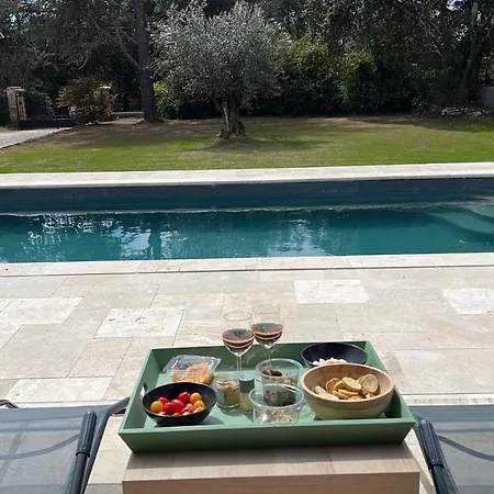 Villa La Charaou 4 *